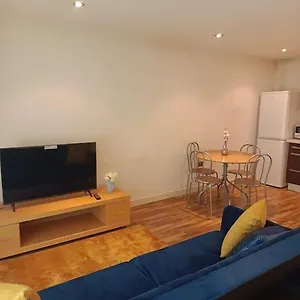  Apartment A In The City.