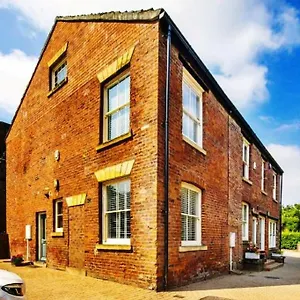  Holiday home Historic Kelham House With Free On-site Parking